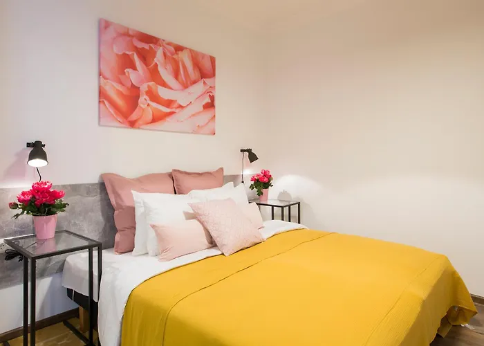 아파트 Spacious In Old