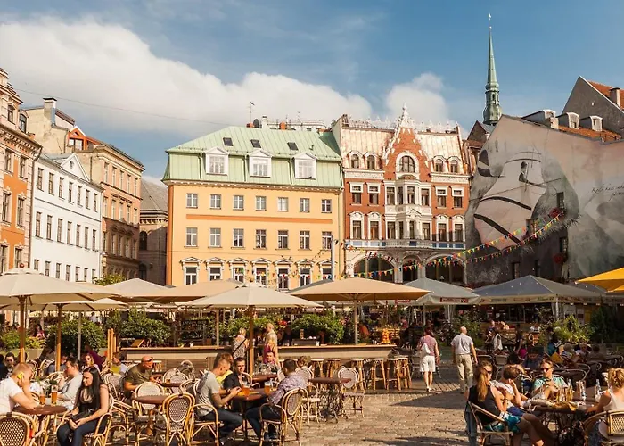 Spacious In Old 아파트 리가